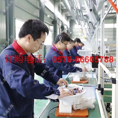 卫浴上盖装配线